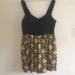 Mod Cloth Party Dress — pockets & gold brocade FTW